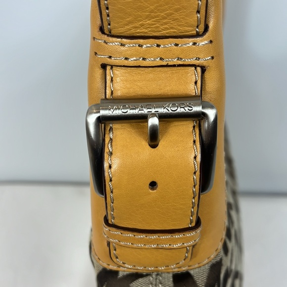 Michael Kors Brookville Large Signature Hobo Bag Purse with Yellow Leather - Picture 13 of 16